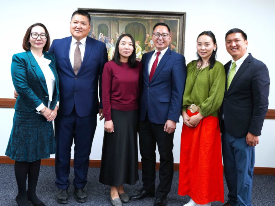 MNG-BYU-H-Presidency-and-Wives.jpg
